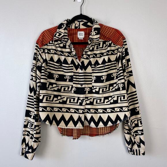 Urban Outfitters Tripped Up‎ Button Up Shirt Mushroom Frayed Hem Festival Large - Picture 3 of 12